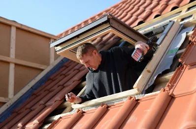 Pose de fenêtres de toit Velux à Silley-Bléfond